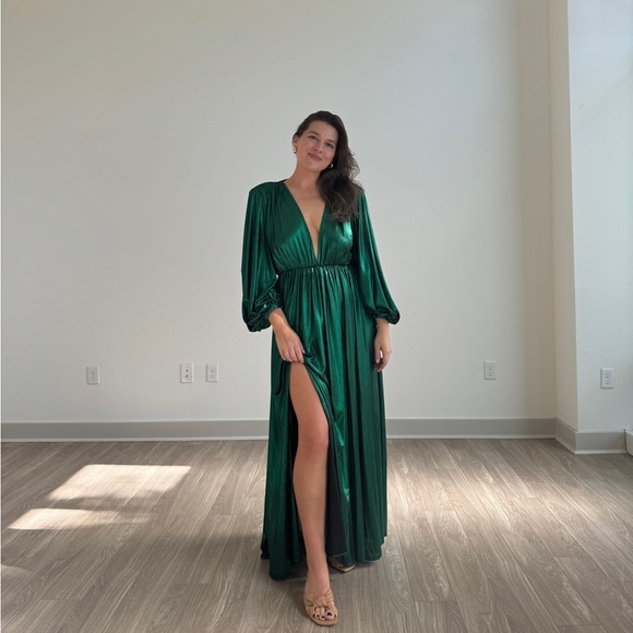Bronx and Banco XL Zoe Emerald Green Gown *No Belt